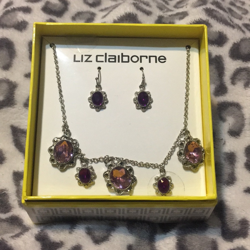 Liz Claiborne Jewelry set